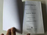 Hongrois, Bible, brochée